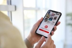 How to Turn a Trending Pinterest Product Into a Profitable Blog Post